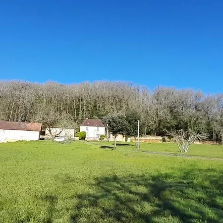 Authentique Ferme Perigourdine, A 5km Au Sud De Sarlat, 1km De La Riviere
