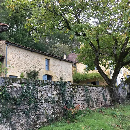 Holiday home Authentique Ferme Perigourdine, A 5km Au Sud De Sarlat, 1km De La Riviere *
