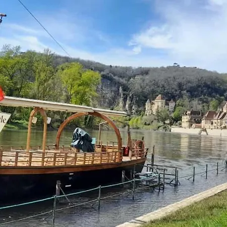 Authentique Ferme Perigourdine, A 5km Au Sud De Sarlat, 1km De La Riviere *