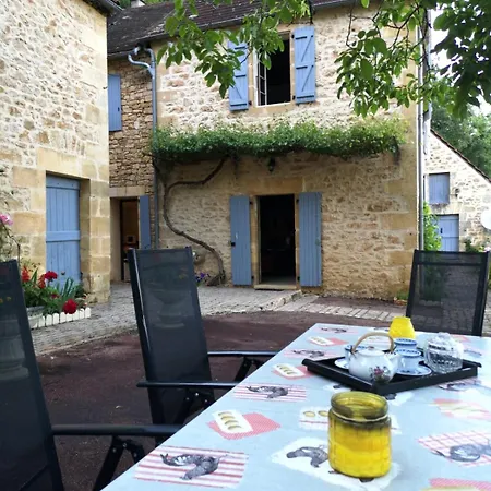 Authentique Ferme Perigourdine, A 5km Au Sud De Sarlat, 1km De La Riviere Holiday home Vitrac (Dordogne)