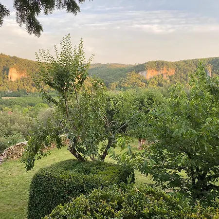 Authentique Ferme Perigourdine, A 5km Au Sud De Sarlat, 1km De La Riviere Holiday home